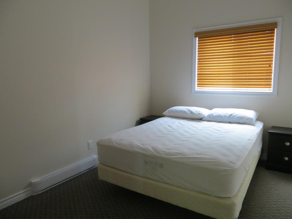Halls Cottages Honey Harbor Kamer foto