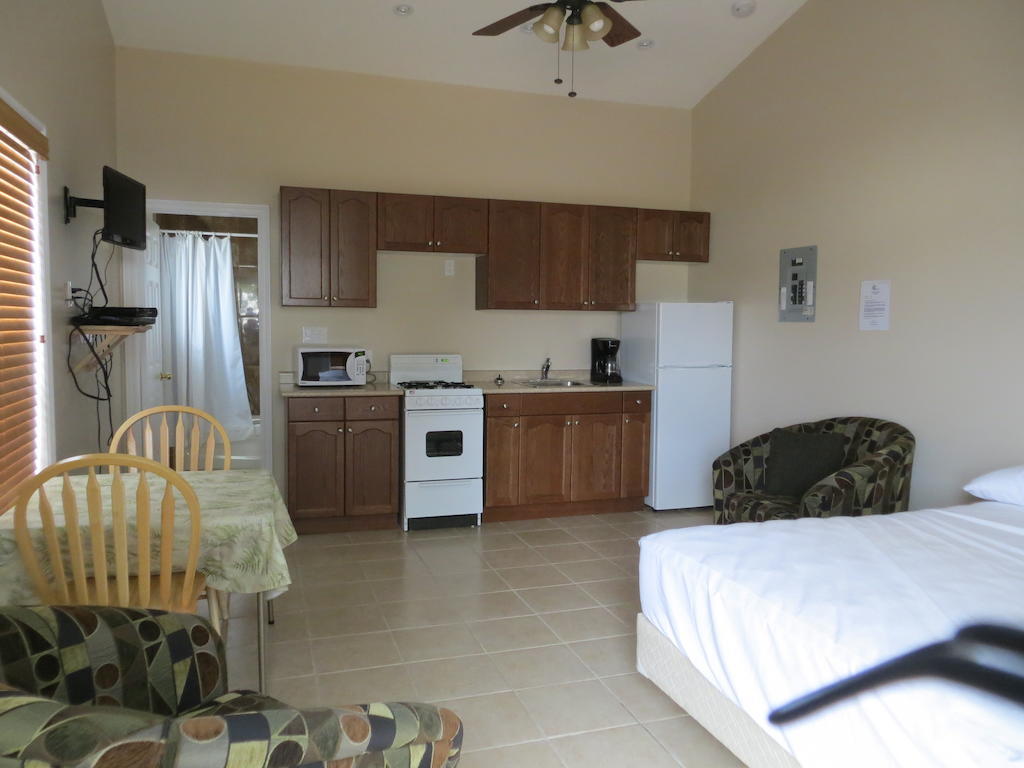 Halls Cottages Honey Harbor Kamer foto